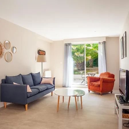 Appartamento Cocon Avec Piscine Et Jardin